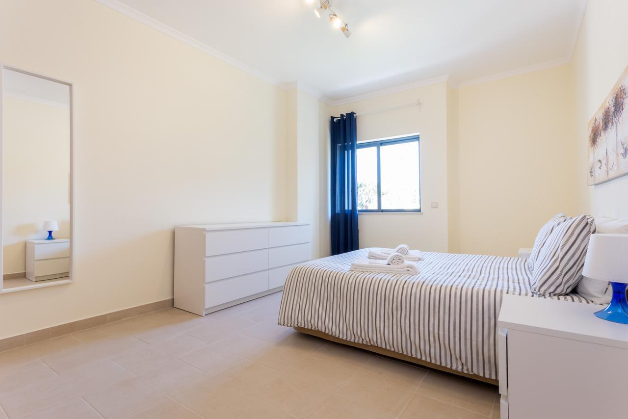 Pedros Apartment By Seewest Lagos Bagian luar foto