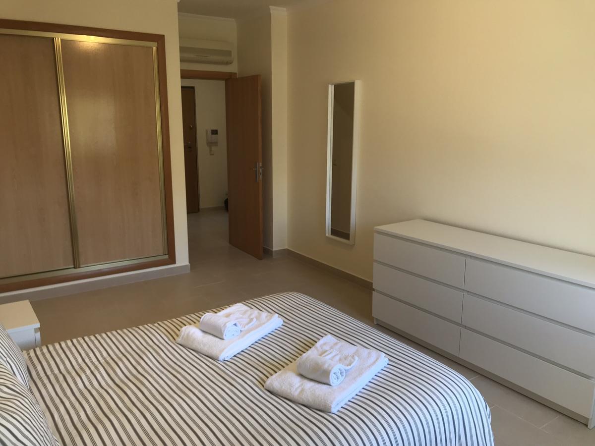 Pedros Apartment By Seewest Lagos Bagian luar foto